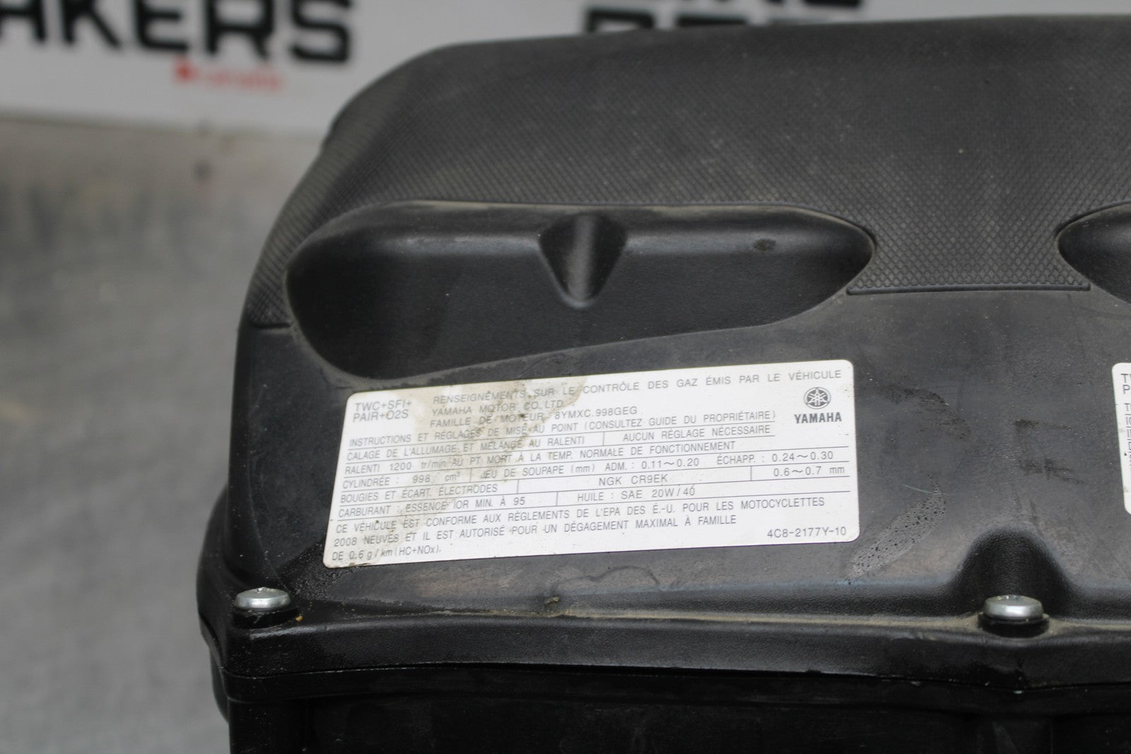 07-08 YAMAHA YZF R1 AIRBOX AIR INTAKE FILTER BOX /W STACKS BB771