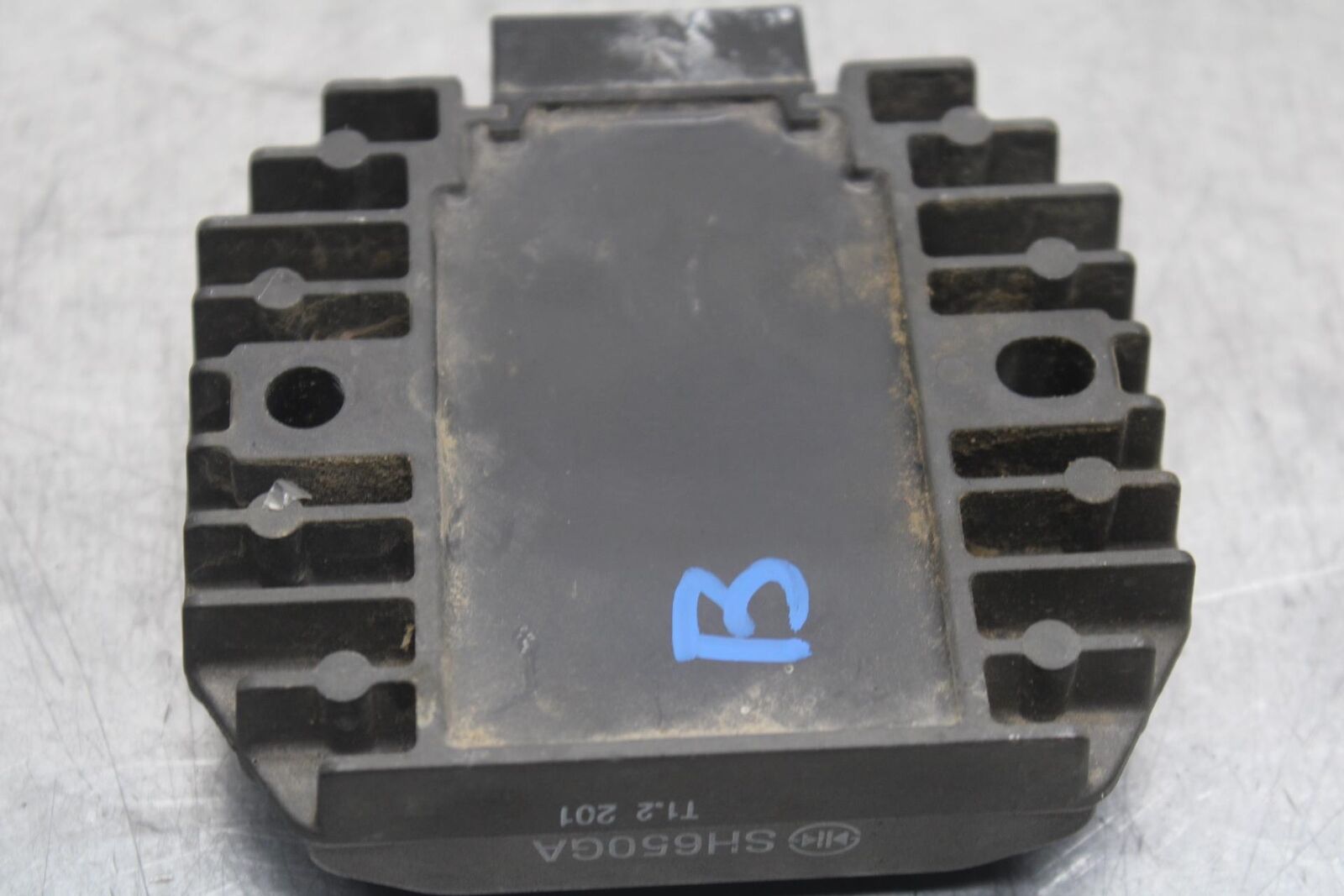 2009 Kawasaki Ninja 250R EX250J RECTIFIER VOLTAGE REGULATOR 21061-1003 BB87