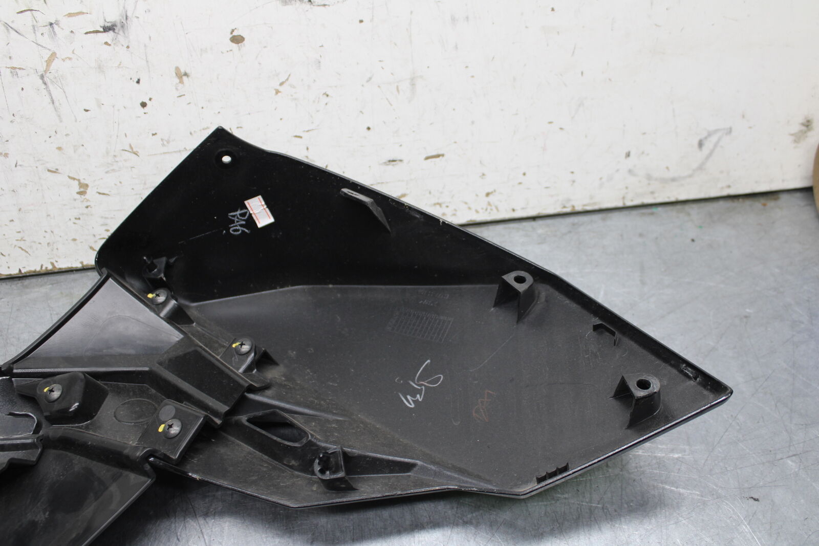 19-22 KAWASAKI Z400 LEFT LOWER MID UPPER SIDE FAIRING COWL BB738