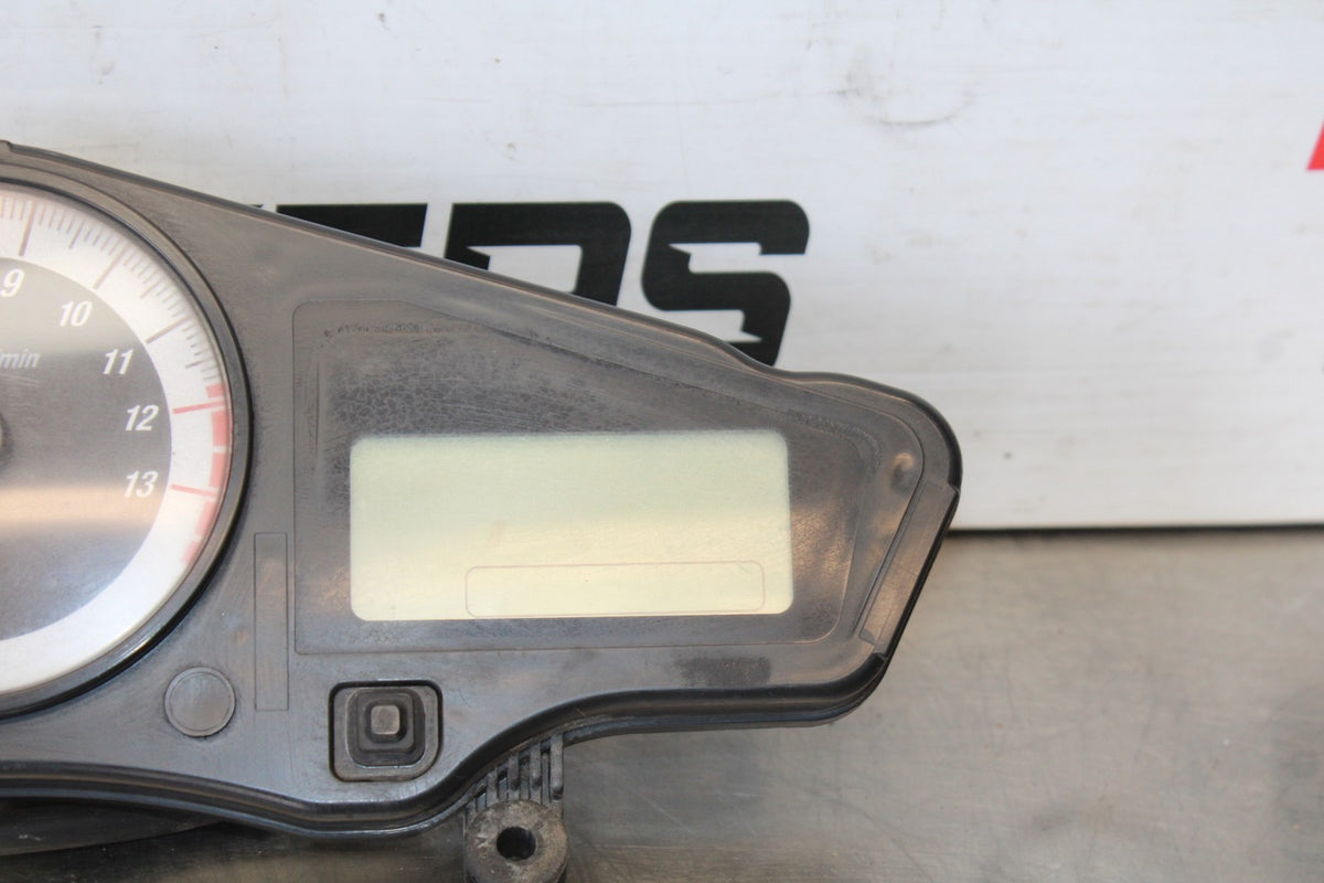 06-07 HONDA INTERCEPTOR 800 VFR800 SPEEDO TACH GAUGES DISPLAY CLUSTER BB917