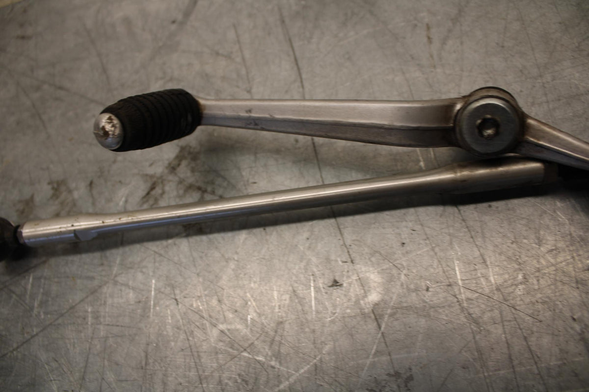 2008 Yamaha YZF R6 SHIFTER LINKAGE SHIFT LINK PEDAL 2C0-18110-01-00 BB521