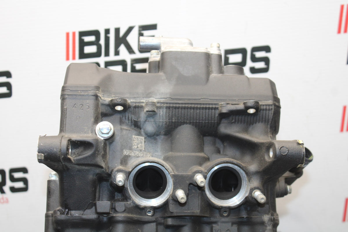 23 YAMAHA YZF R3 ENGINE MOTOR BB806