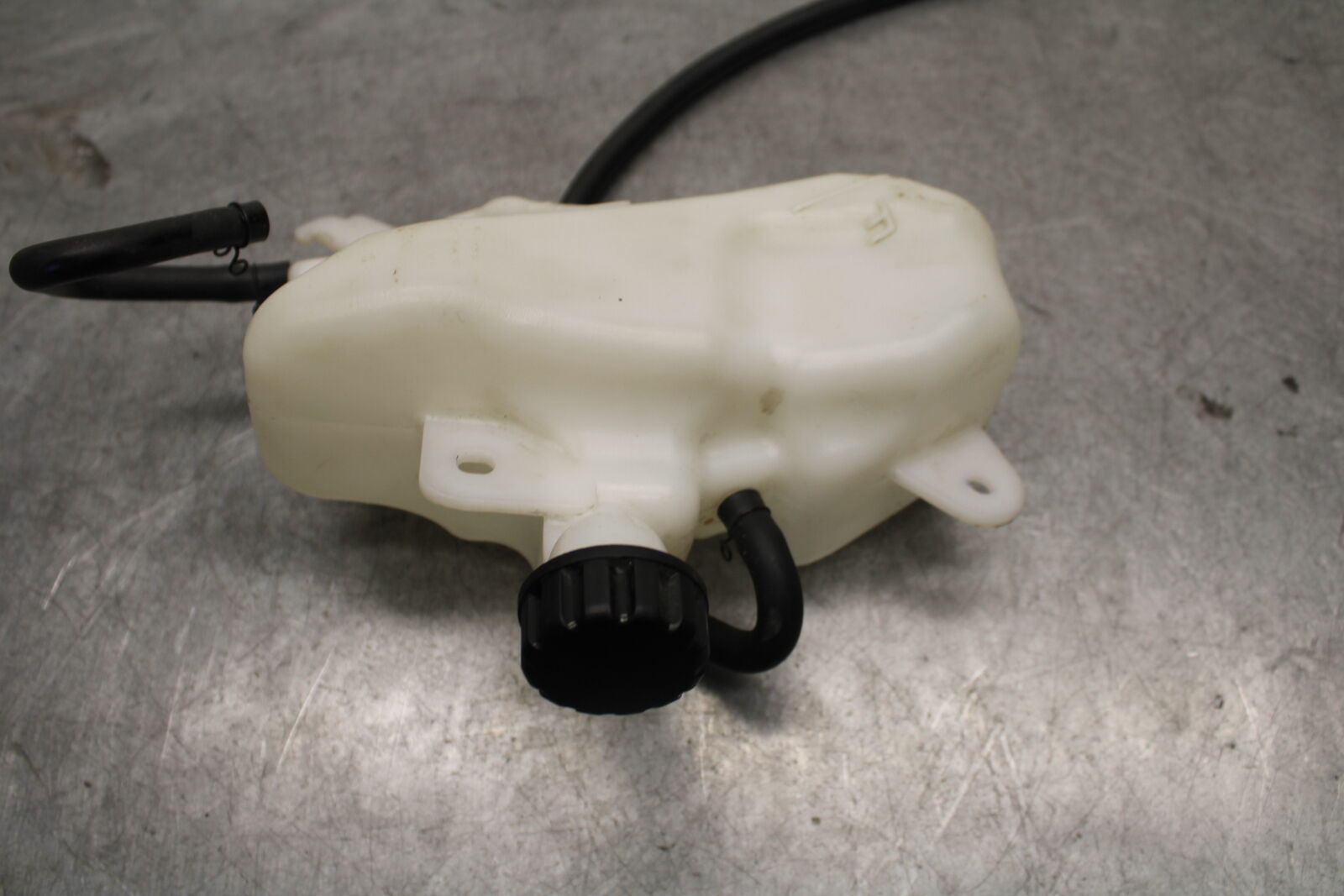 18-23 KAWASAKI NINJA 400 COOLANT WATER TANK RESERVOIR BOTTLE BB660