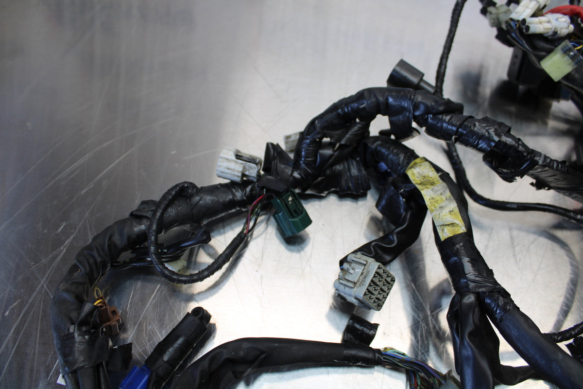 07 YAMAHA YZF R1 MAIN ENGINE WIRING HARNESS MOTOR WIRE LOOM BB120