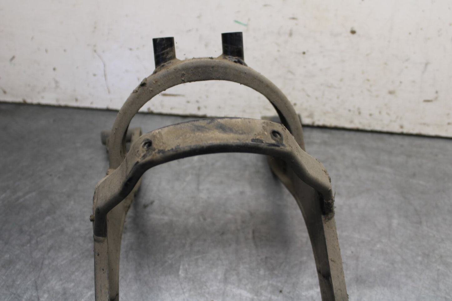 05-06 YAMAHA ROYAL STAR REAR FENDER SUPPORT FRAME SUBFRAME 4XY-21190-02-00 BB697