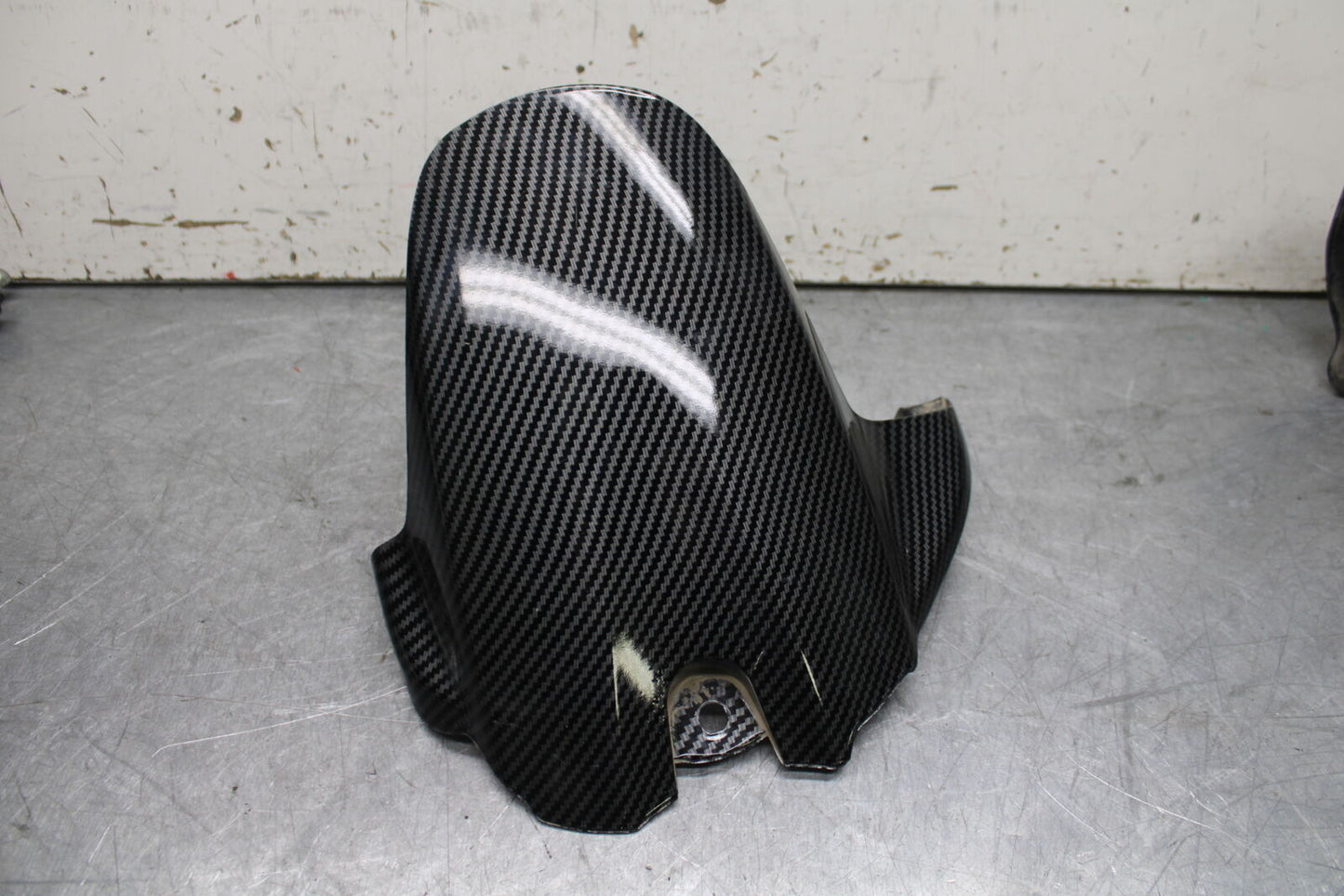 08-10 SUZUKI GSXR 600 AFTERMARKET REAR BACK WHEEL TIRE HUGGER FENDER  BB721