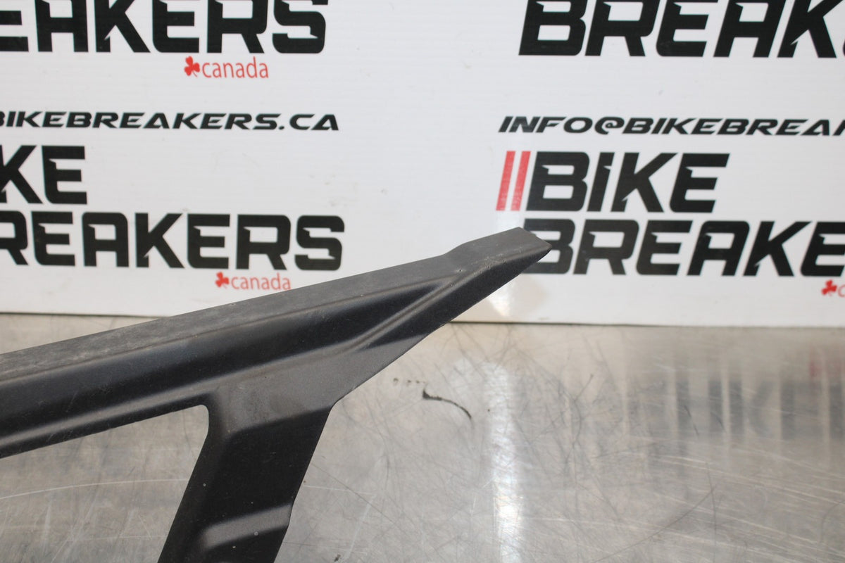 13-17 KAWASAKI NINJA 300 EX300 ABS REAR DRIVE CHAIN GUARD COVER SHIELD  BB187
