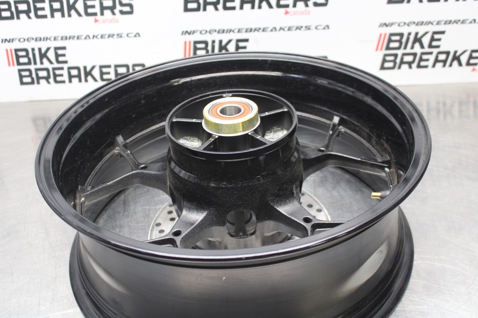 23-24 KAWASAKI NINJA ZX14R NEW TAKE OFF!! REAR WHEEL BACK RIM & ROTOR BB764