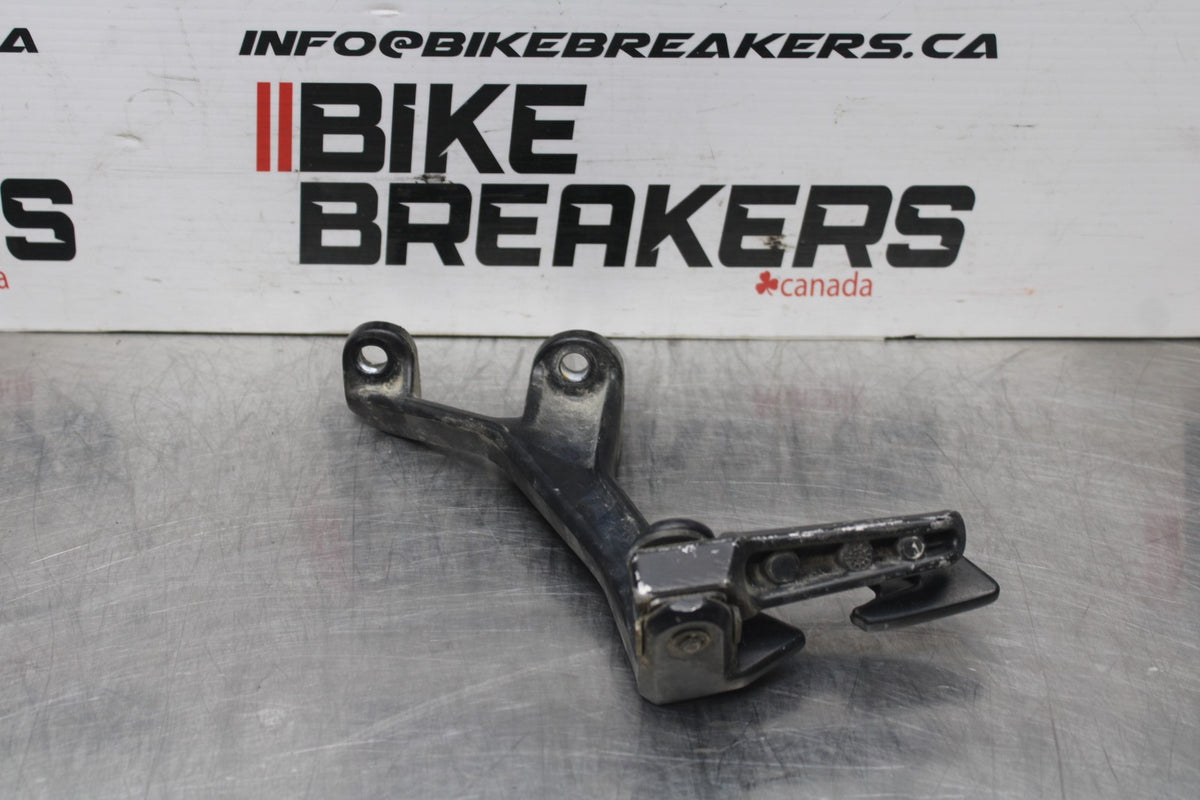 18-23 KAWASAKI NINJA 400 EX400 ABS LEFT REAR BACK PASSENGER PEG BB795