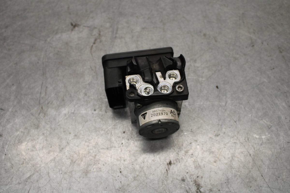 19-21 TRIUMPH SPEED TWIN 1200 ABS PUMP UNIT MODULE T2021971 BB653