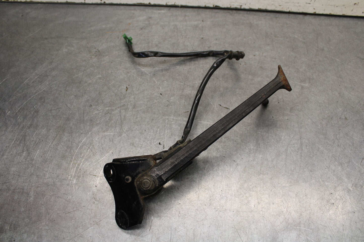 04-12 HONDA ST1300A KICKSTAND SIDE KICK STAND BB669