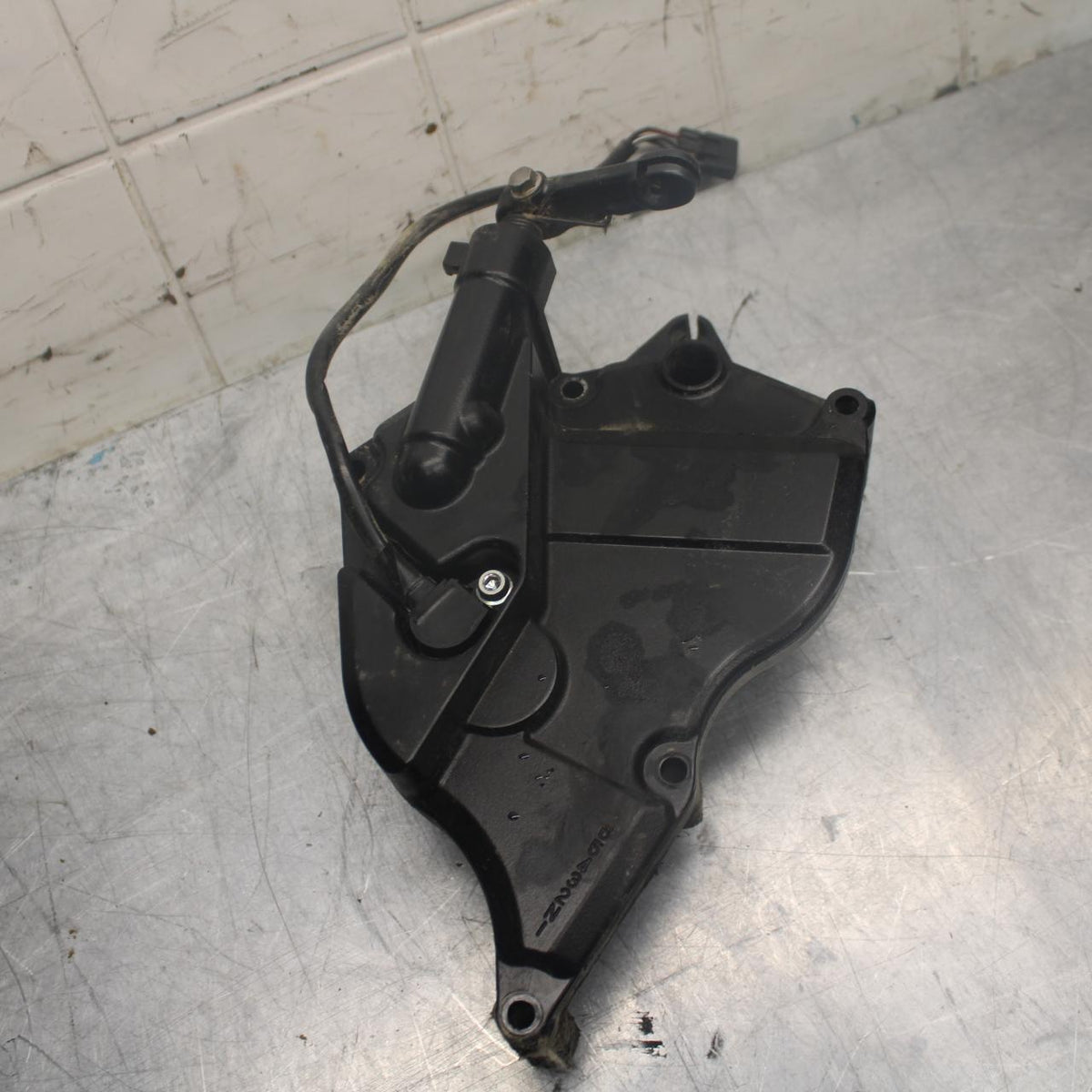 15-21 SUZUKI GSXR600 ENGINE SPROCKET COVER BB460