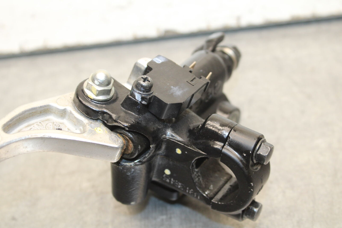 13-15 HONDA CBR500R FRONT BRAKE MASTER CYLINDER w/ LEVER 45510-MGZ-305 BB315