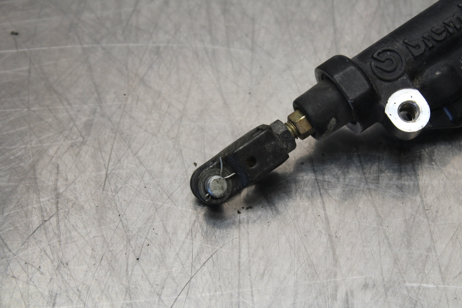 04 YAMAHA ROAD STAR XV1700A REAR BACK BRAKE MASTER CYLINDER W RESERVOIR BB155
