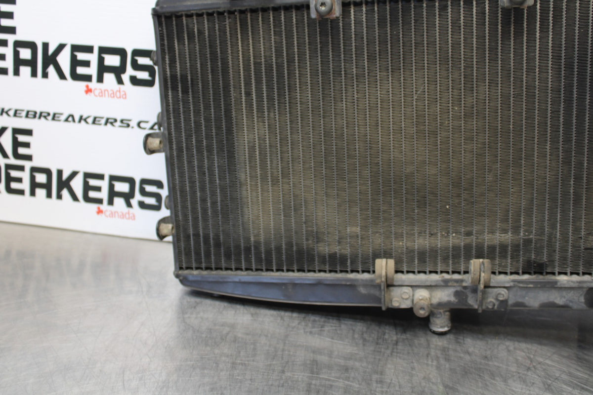 05 TRIUMPH ROCKET III ENGINE COOLER COOLING RADIATOR RADIATER BB186