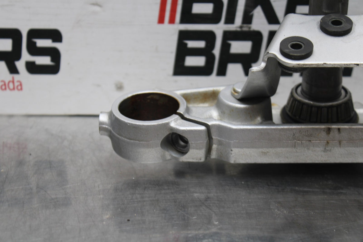 06 KAWASAKI VULCAN 900 FRONT FORKS CLAMP LOWER TRIPLE TREE STEM BB799