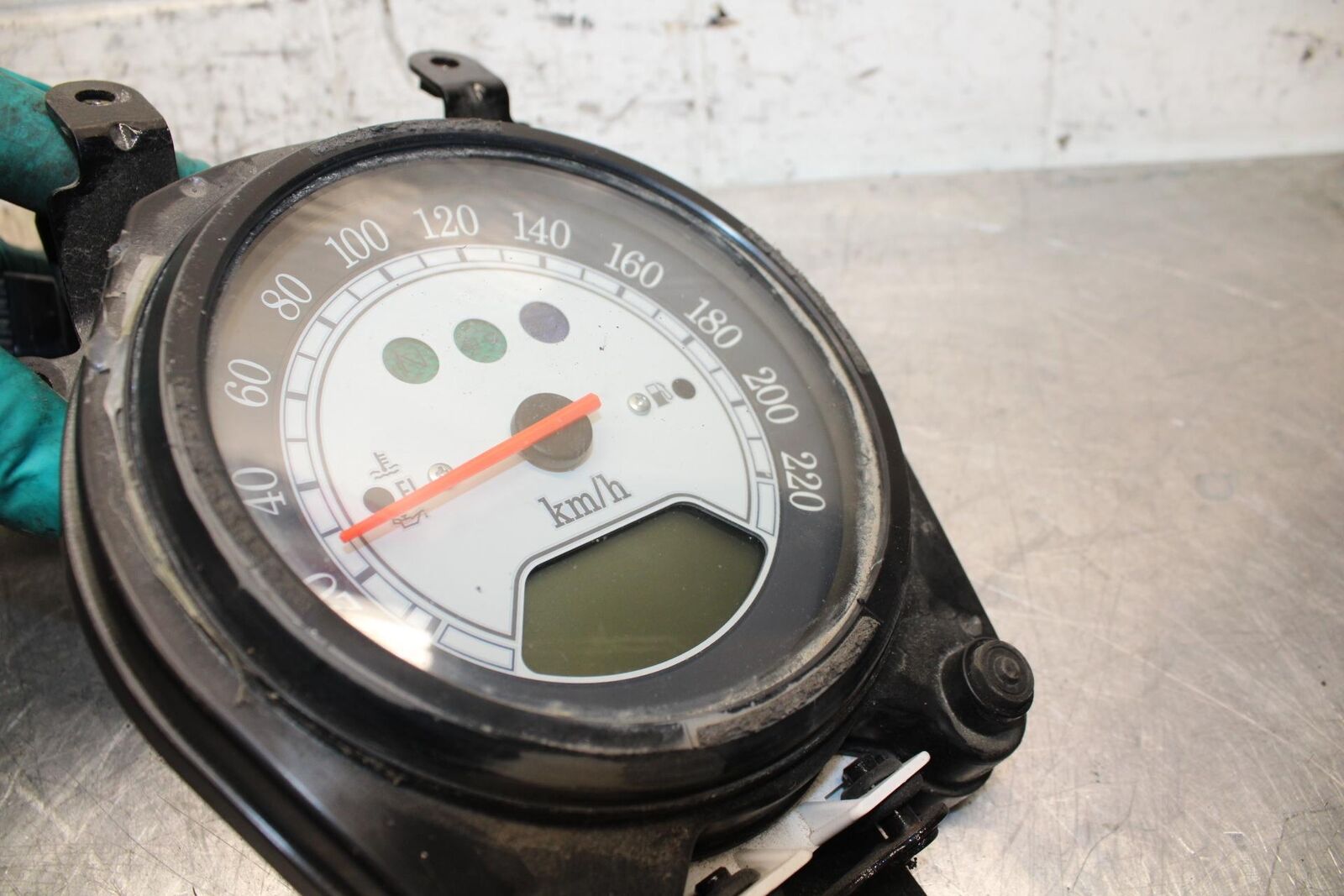 2005 Kawasaki Vulcan 1600 VN1600A Classic GAUGES METER SPEEDO TACH BB574