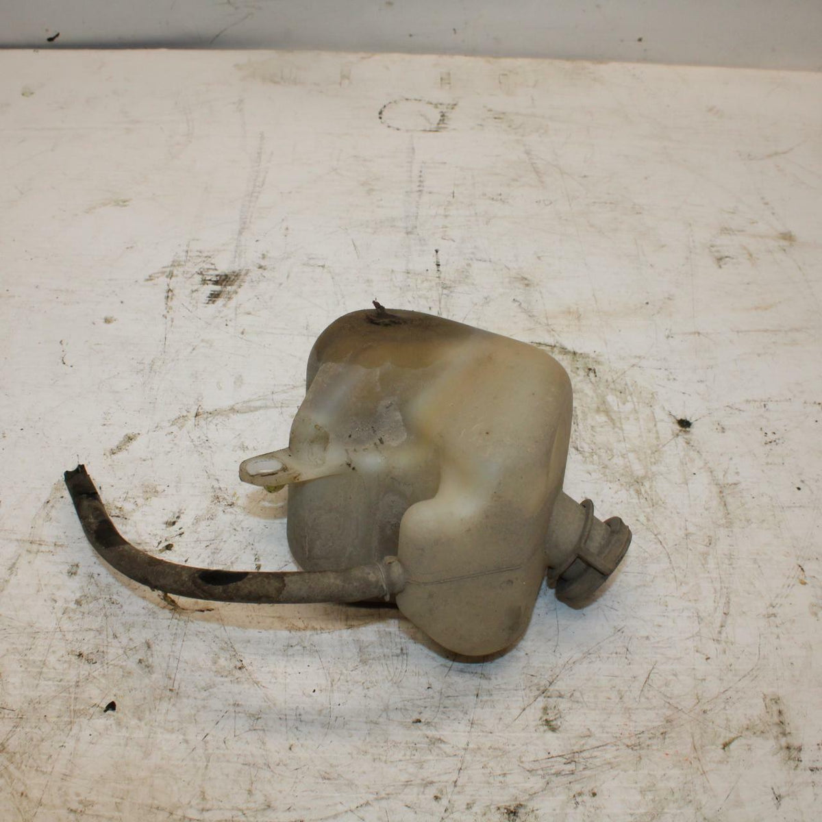 06 HONDA SHADOW 750 VT750C COOLANT WATER TANK RESERVOIR BOTTLE BB352