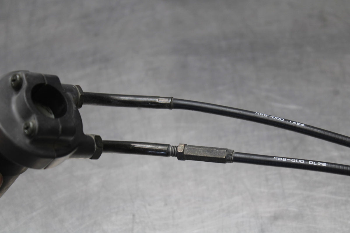 98-05 HONDA SUPER HAWK 1000 VTR1000F THROTTLE & CABLES LINES BB924