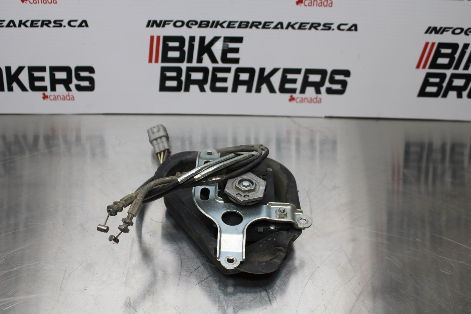 11 SUZUKI GSXR1000 EXHAUST VALVE SERVO MOTOR BB142