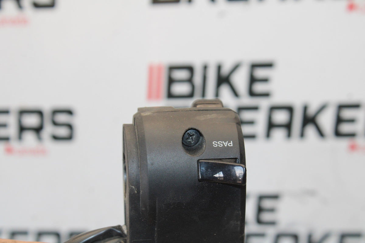 24-25 KAWASAKI NINJA 500 ABS LEFT CLIP ON HANDLE HORN SIGNALS SWITCHES BB899