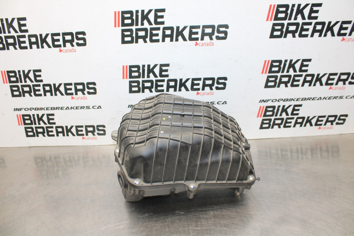 24 KAWASAKI NINJA 500 ABS AIRBOX AIR INTAKE FILTER BOX BB818