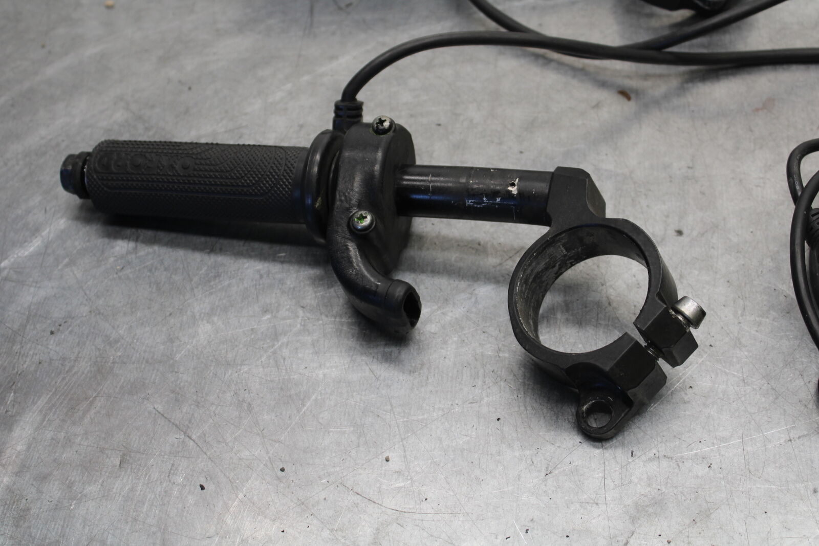 09-12 KAWASAKI NINJA ZX6R LEFT RIGHT CLIP ON PAIR SET 46003-0163 BB656