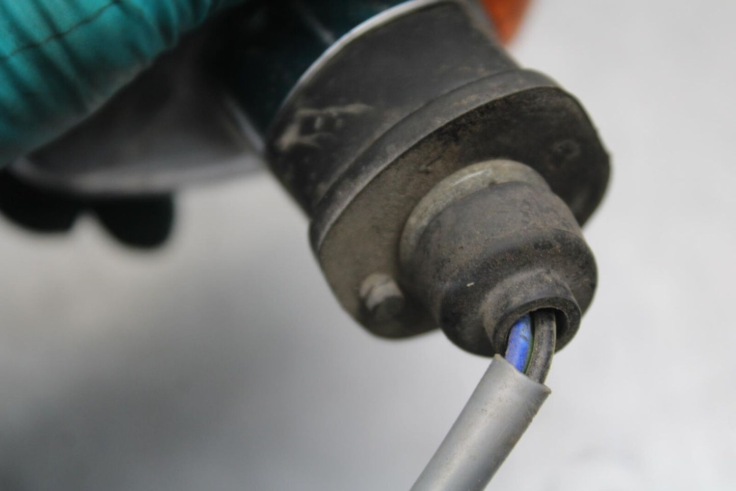 2005 Kawasaki Vulcan 1500 VN1500N Classic RIGHT FRONT TURN SIGNAL LIGHT BB576