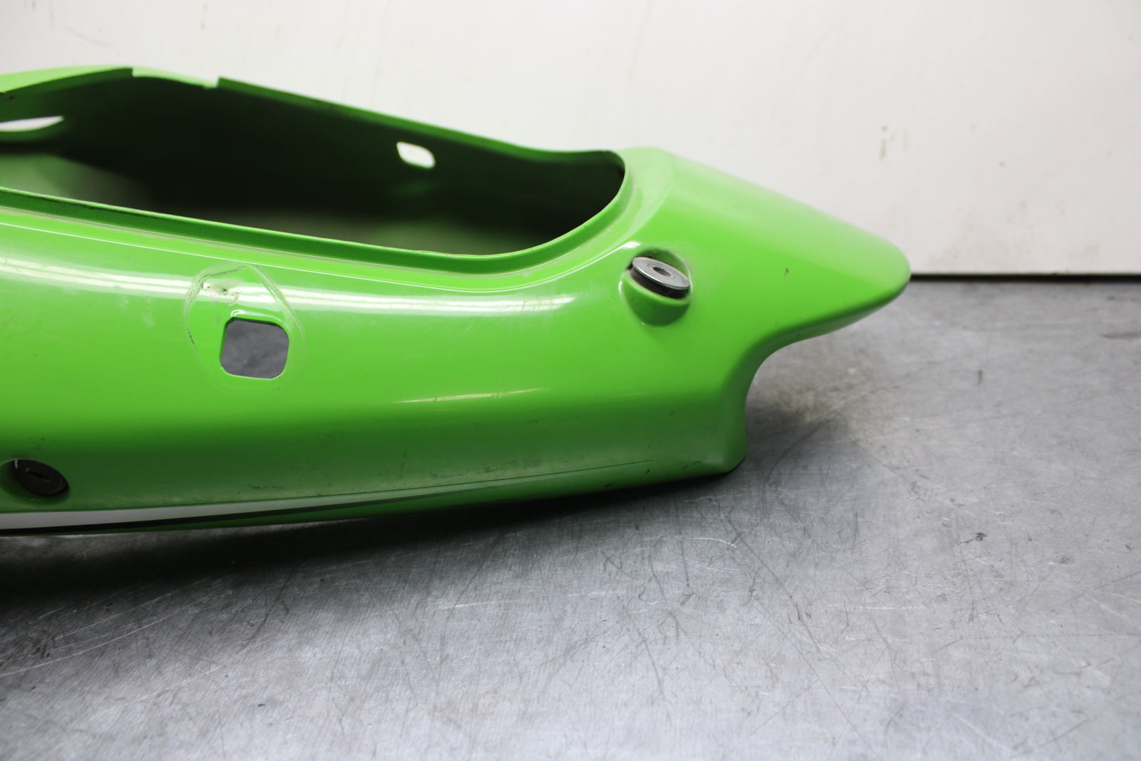 00-02 KAWASAKI NINJA ZX6R REAR BACK TAIL FAIRING COWL SHROUD BB750