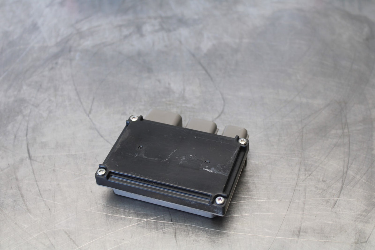 24-25 KAWASAKI NINJA 500 ABS RELAY ASSEMBLY BOX BB899