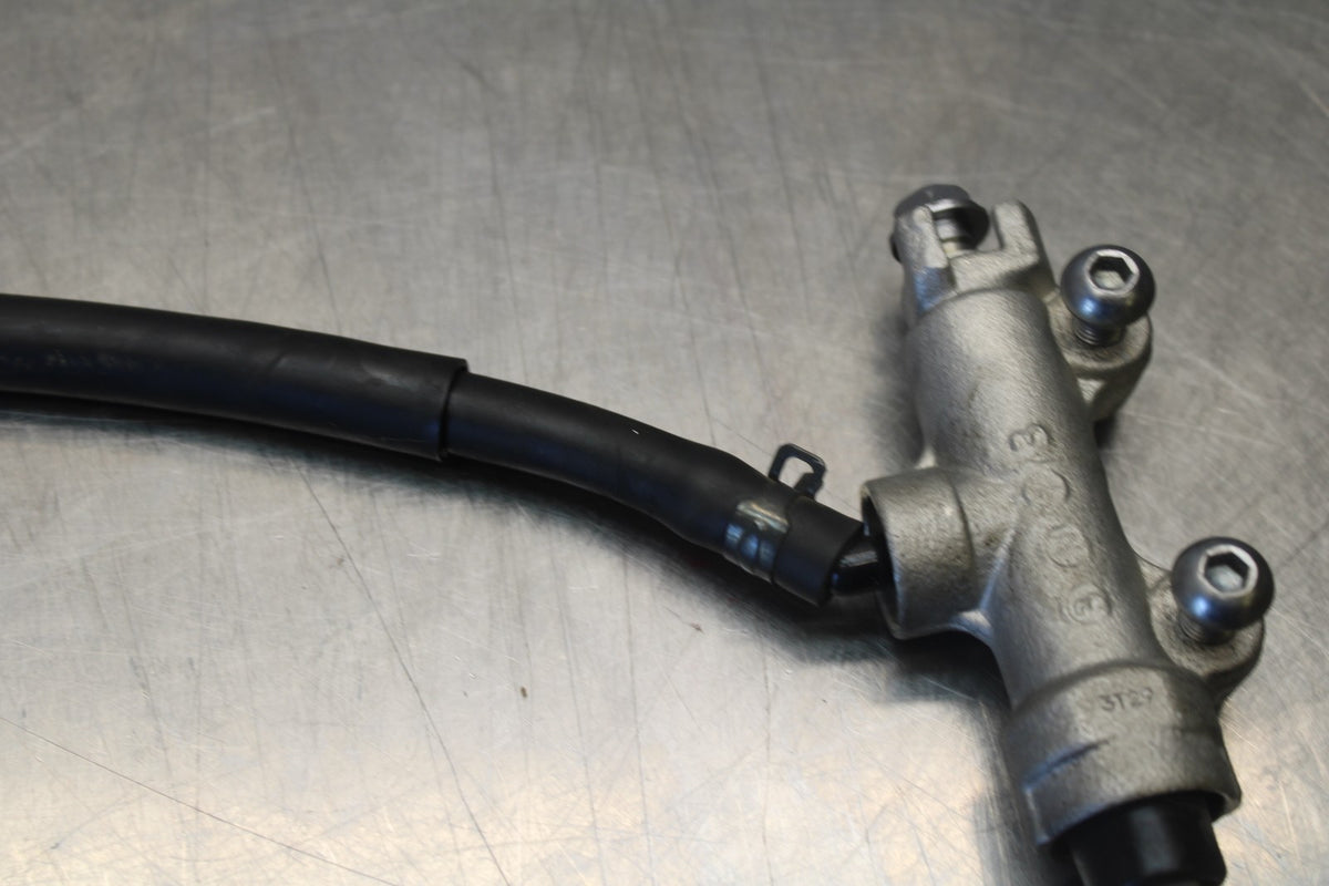 22 KAWASAKI NINJA 1000SX REAR BACK BRAKE MASTER CYLINDER W RESERVOIR BB780