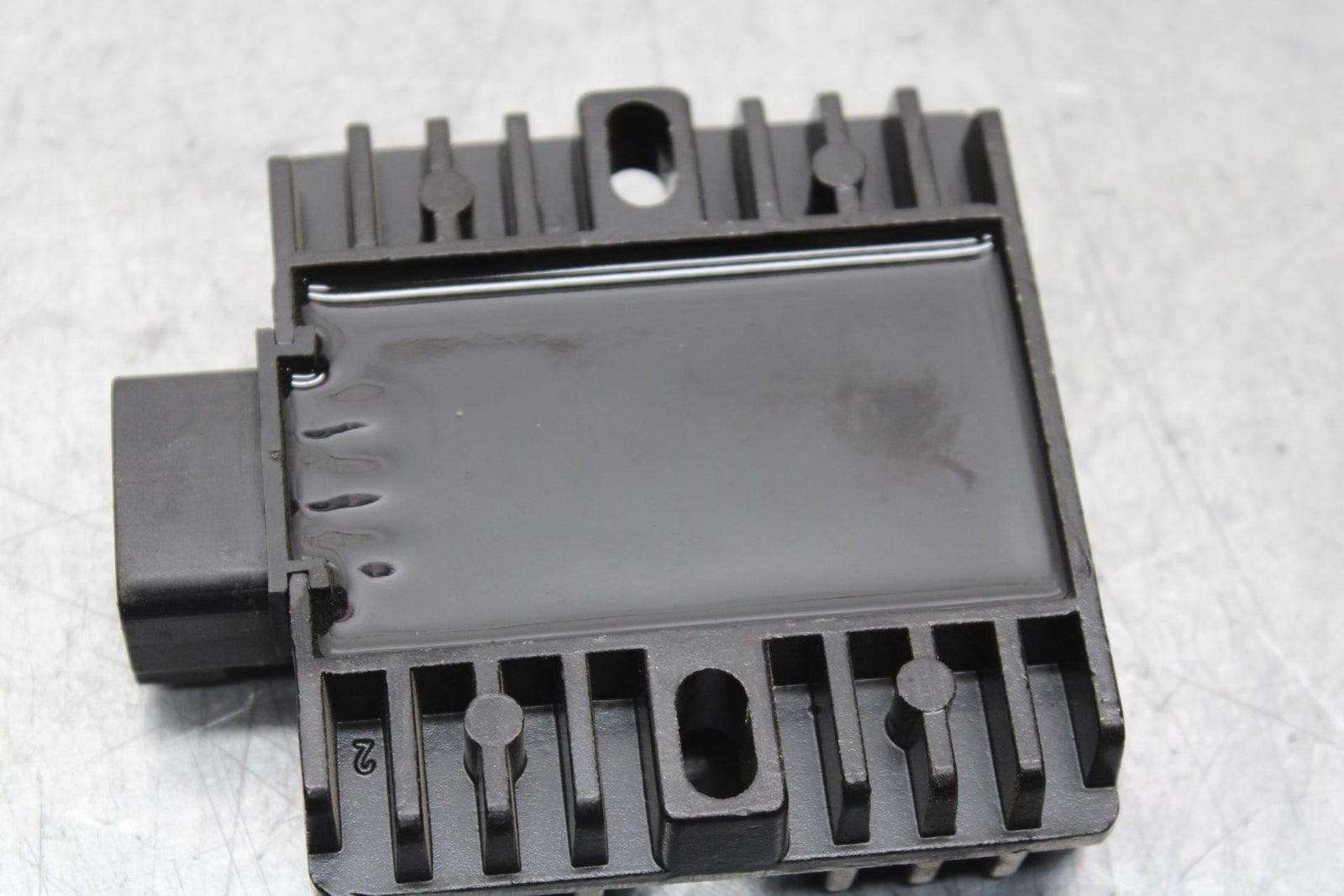 2007 Yamaha YZF R6 RECTIFIER VOLTAGE REGULATOR 4XY-81960-00-00 BB590