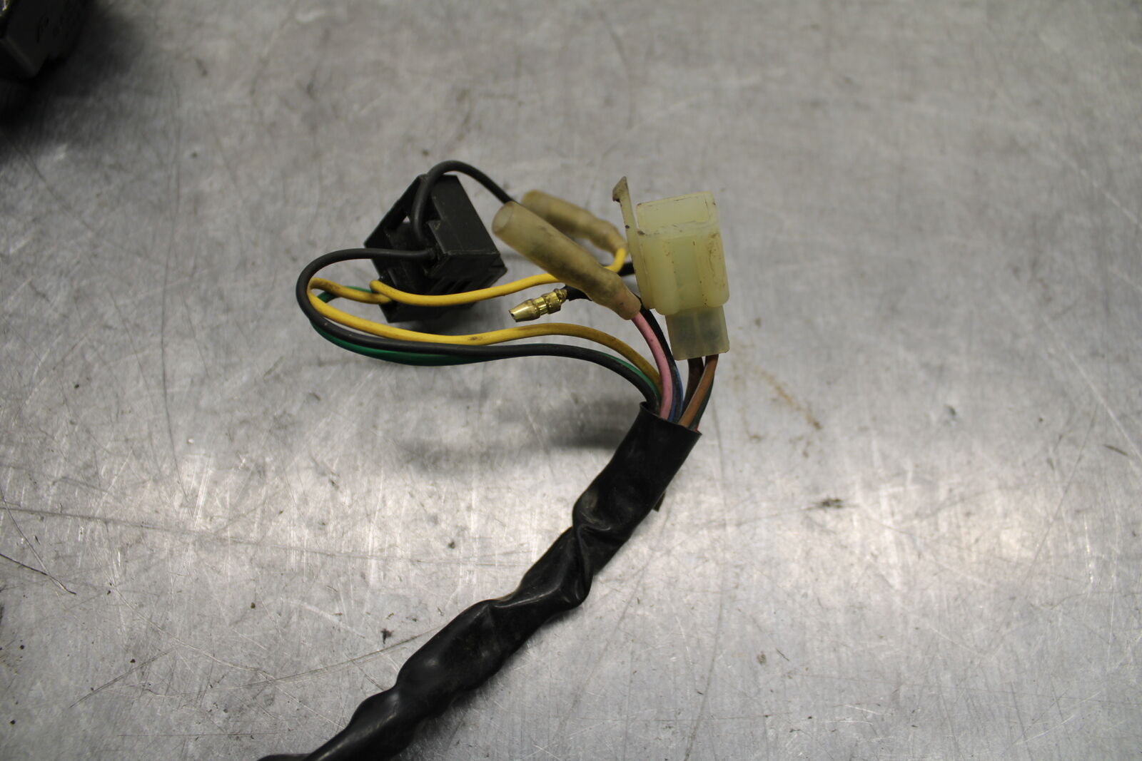 1984 Yamaha Virago 1000 LEFT CLIP ON HANDLE HORN SIGNALS SWITCH SWITCHES BB117