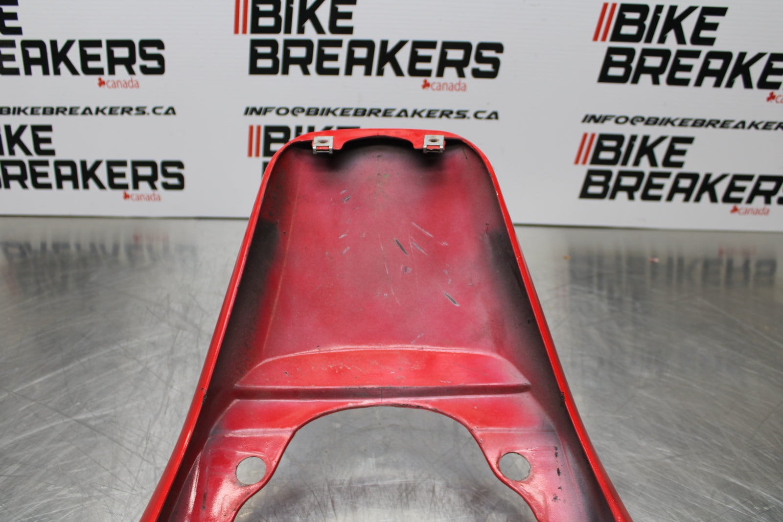08 MOTO GUZZI BREVA 750 REAR BACK TAIL FAIRING COWL SHROUD BB154
