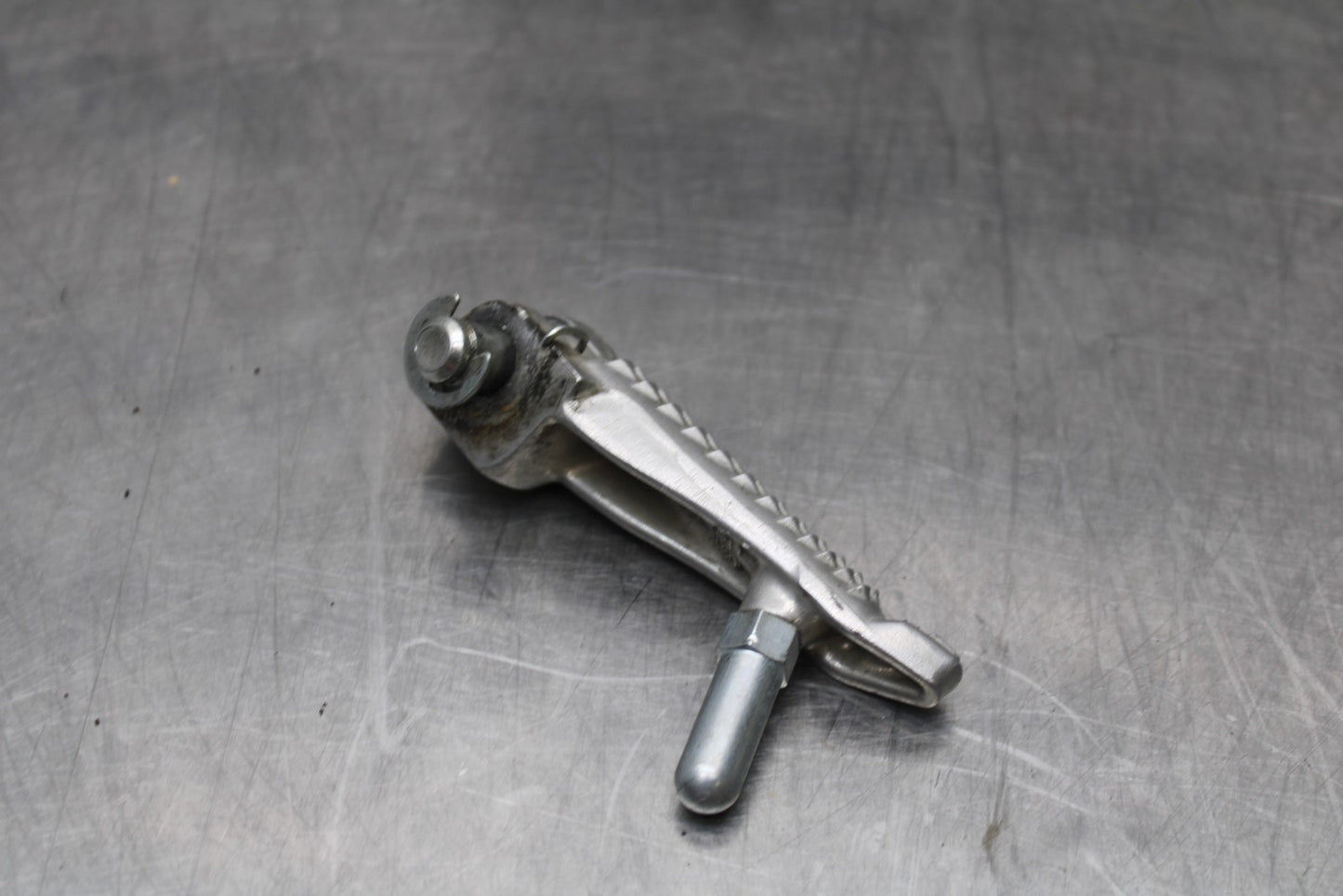 13-17 KAWASAKI NINJA 300 EX300 ABS RIGHT FRONT FOOT REST PEG STEP BB187