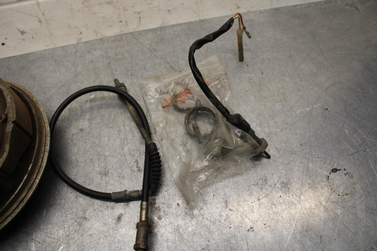 75 SUZUKI GT 550 REAR BRAKE HUB BB72