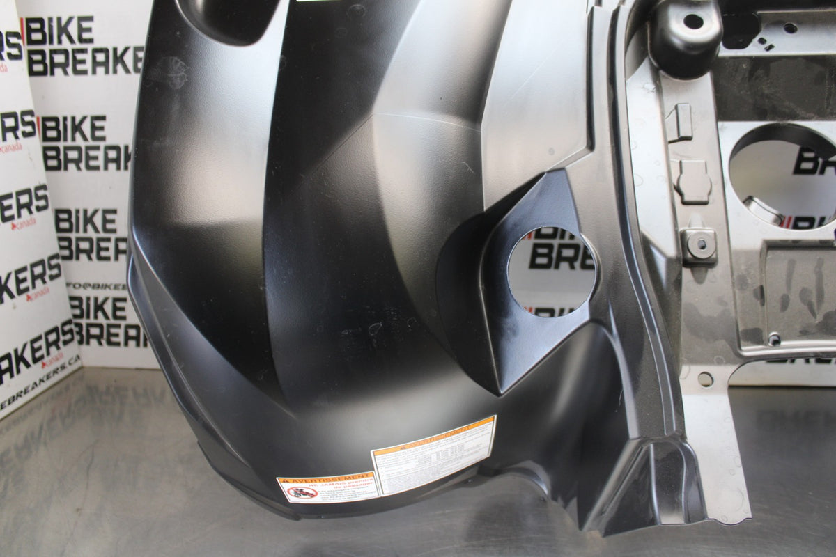 25 YAMAHA GRIZZLY 700 YFM700PSE 4X4 SPECIAL EDITION FI EPS REAR BACK FENDER BB00