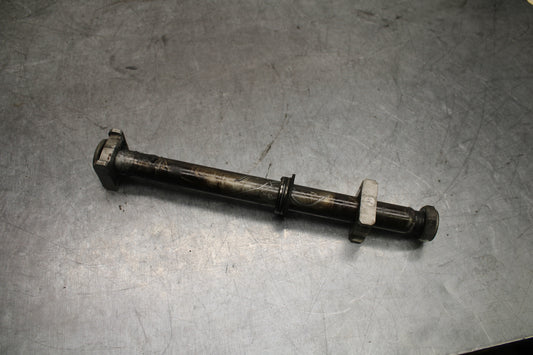 05-06 HONDA CBR600RR REAR AXLE BACK WHEEL RIM PIVOT BOLT AXEL BB727