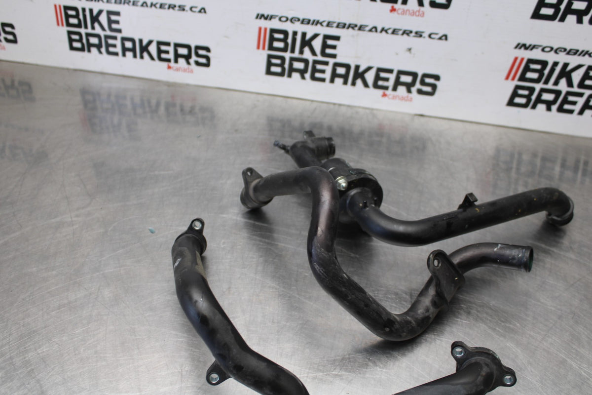 18 YAMAHA YZF R1  RADIATOR HOSES ENGINE COOLANT WATER PIPES HOSE KIT SET BB838