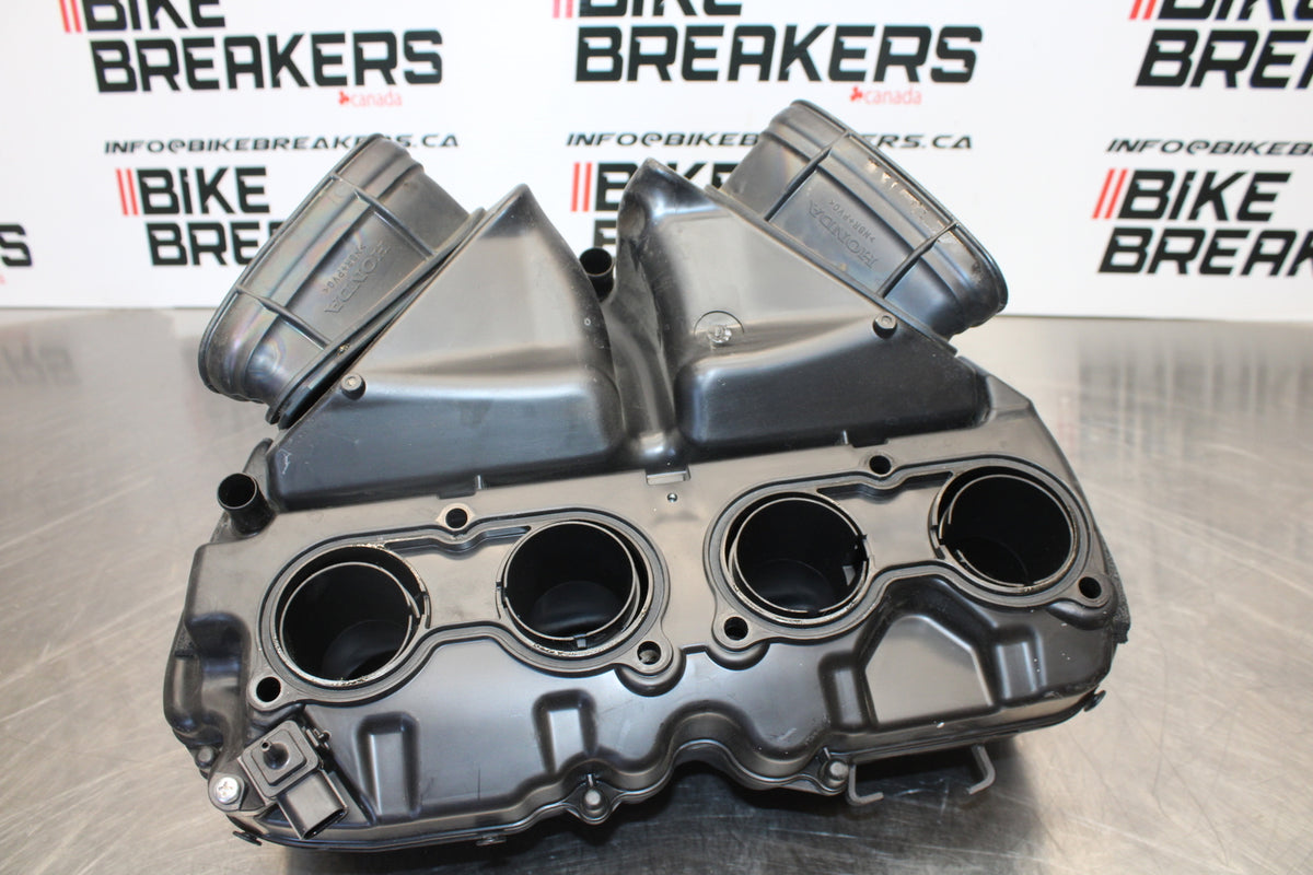 12-16 HONDA CBR1000RR AIRBOX AIR INTAKE FILTER BOX BB157
