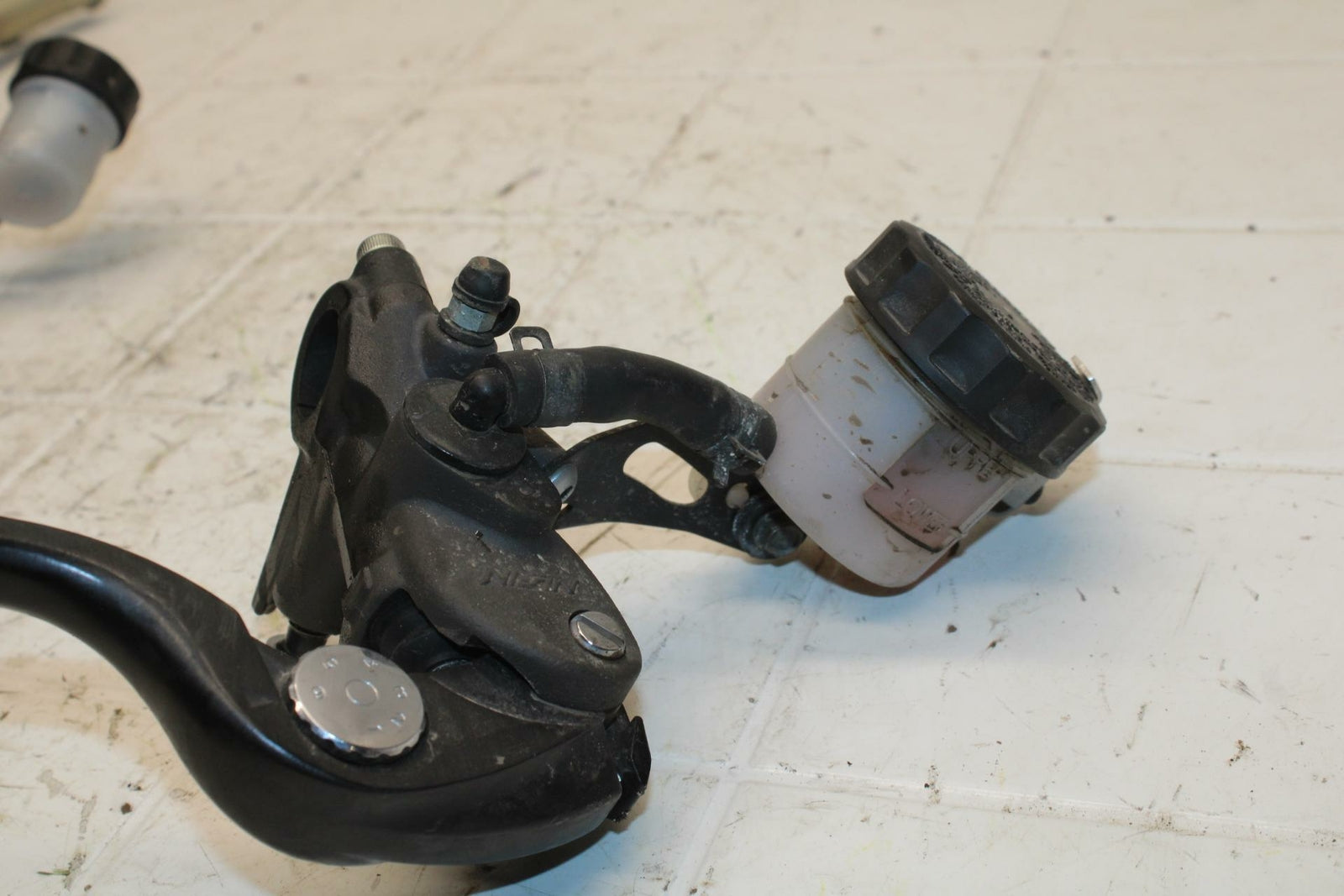 13-17 KAWASAKI NINJA ZX6R ZX636E FRONT BRAKE MASTER CYLINDER w/ LEVER BB409