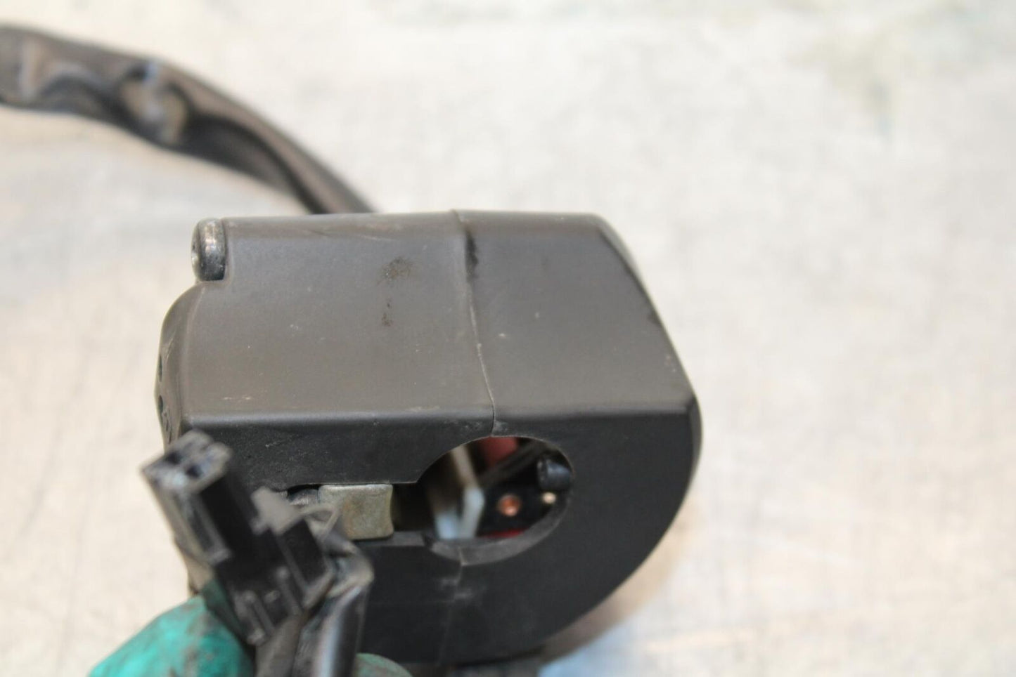 2011 Kawasaki Ninja ZX6R ZX600R RIGHT CLIP ON HANDLE KILL OFF START SWITCH BB587