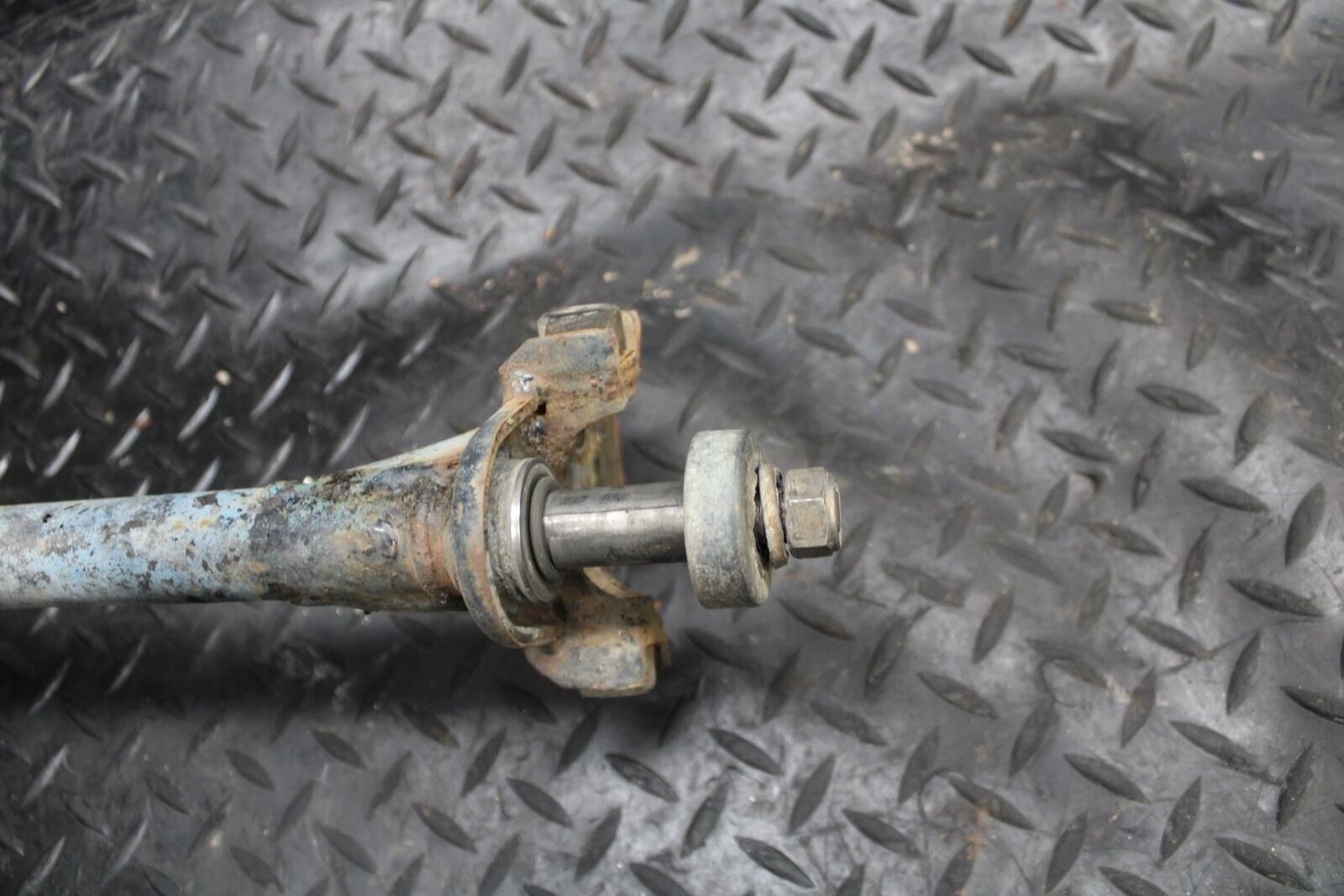 85-86 SUZUKI QUADRACER 250 STEERING COLUMN BB210