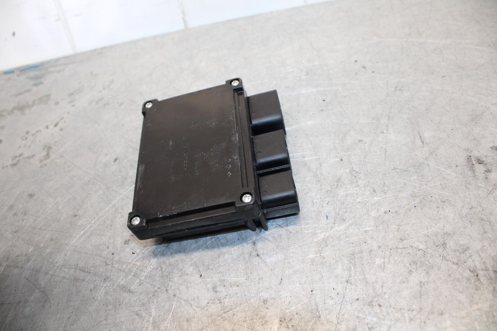 06-07 KAWASAKI NINJA ZX14R RELAY ASSEMBLY FUSE BOX bb433