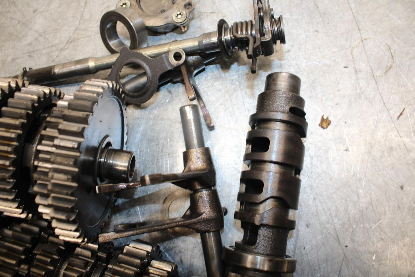 2007 Suzuki GSXR600 ENGINE MOTOR TRANSMISSION TRANNY GEARS 24120-01H00 BB540