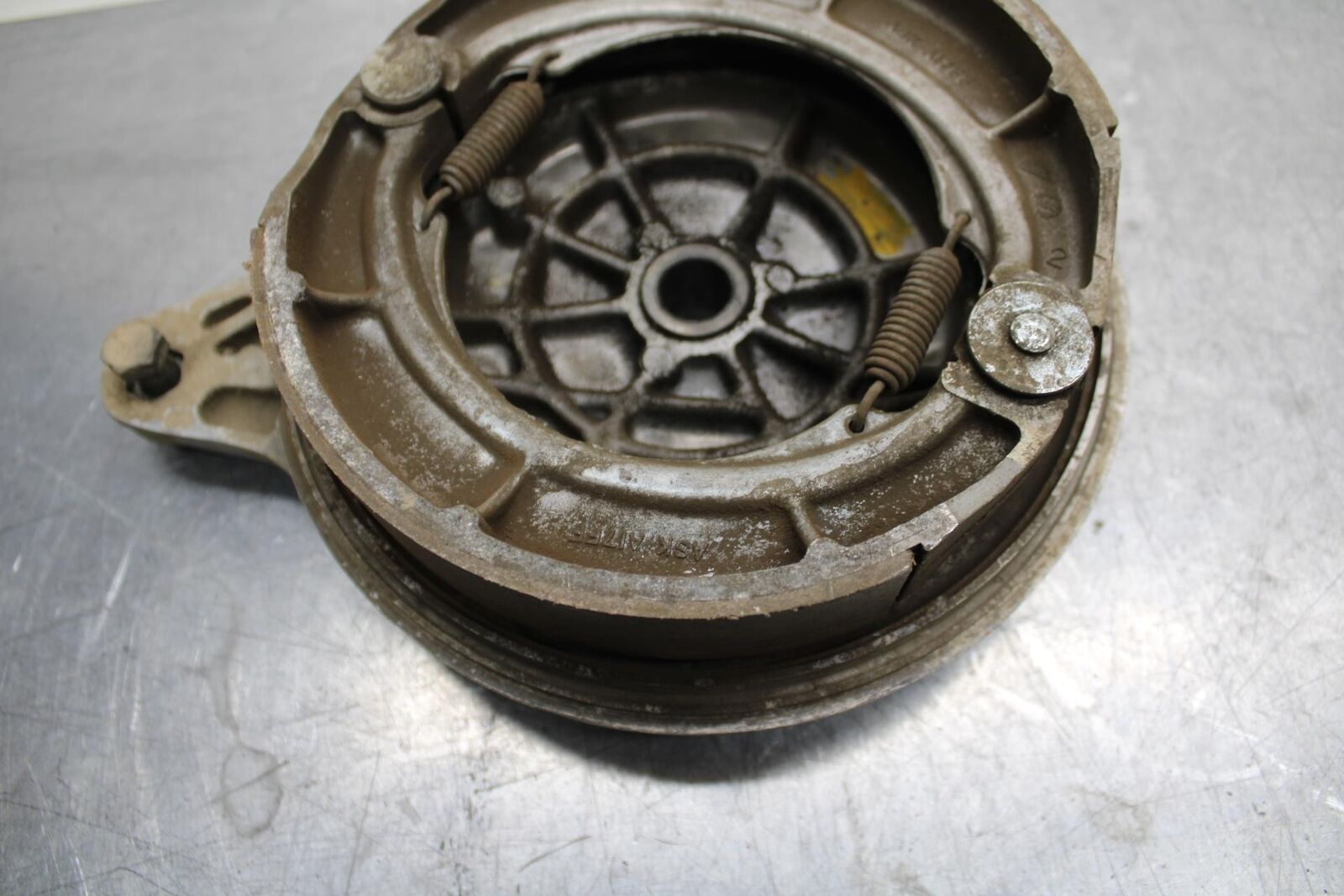 75 SUZUKI GT 550 REAR BRAKE HUB BB72