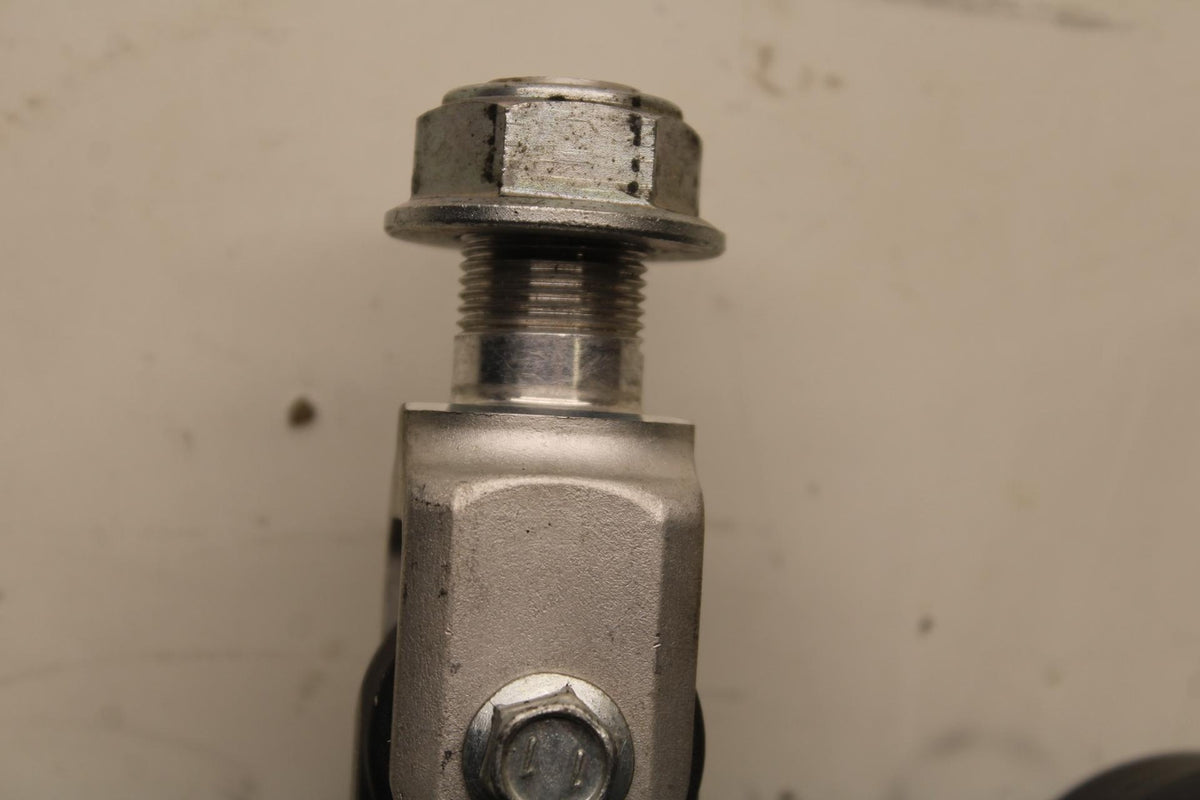 06-07 SUZUKI GSXR  750 REAR BACK SHOCK ABSORBER SUSPENSION LINK BB98
