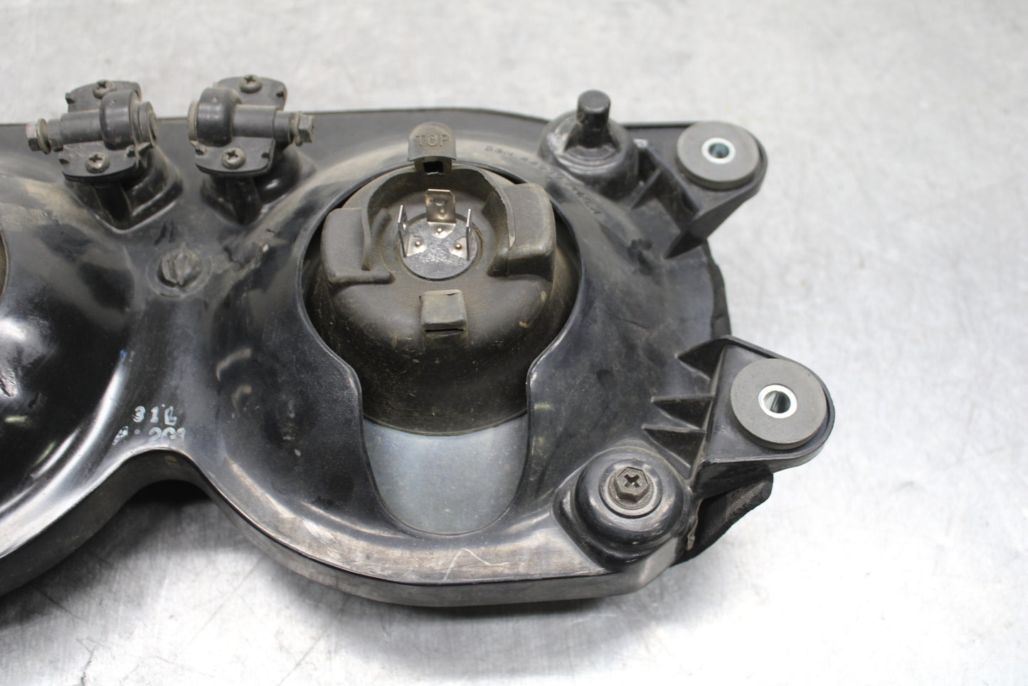 93-94 KAWASAKI NINJA ZX7R FRONT HEADLIGHT HEAD LIGHT LAMP BB122