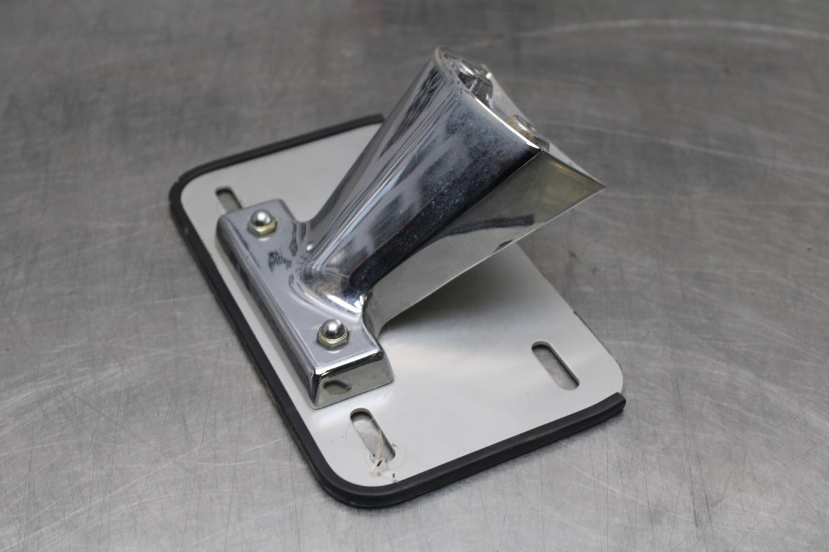 05-09 SUZUKI BOULEVARD C90 LICENSE PLATE BRACKET BB791