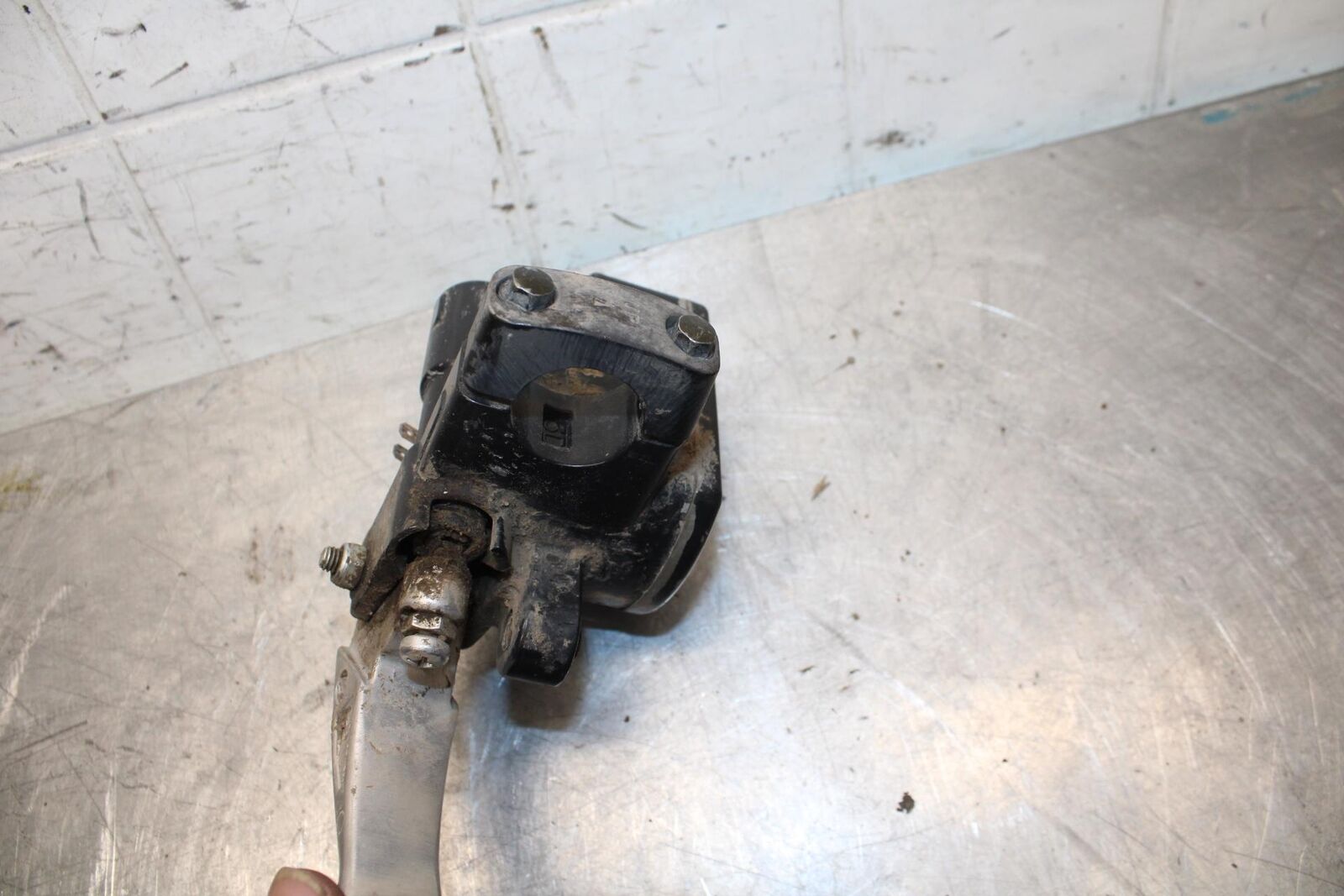 2007 Yamaha V Star 1300 XVS1300A FRONT BRAKE MASTER CYLINDER BB03